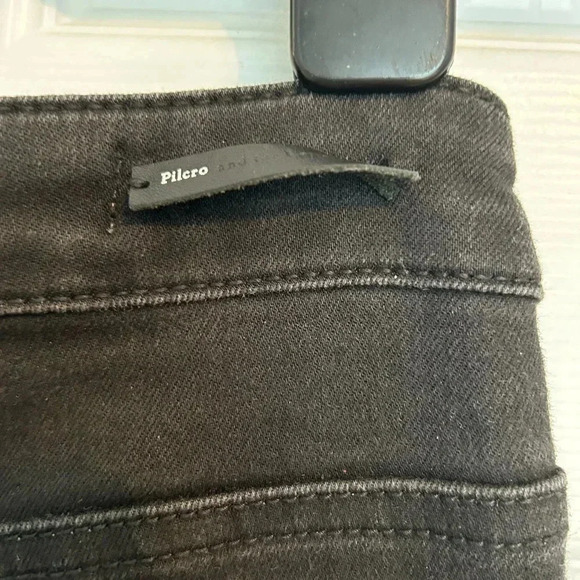 Pilcro Superscript Flare Black Jeans - Picture 6 of 12